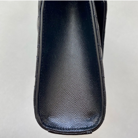 Yves Saint Laurent Black Quilted Leather Shoulder Bag - Picture 4 of 9